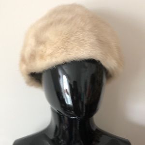 Vintage Blonde Genuine Mink Fur Cloche Hat.